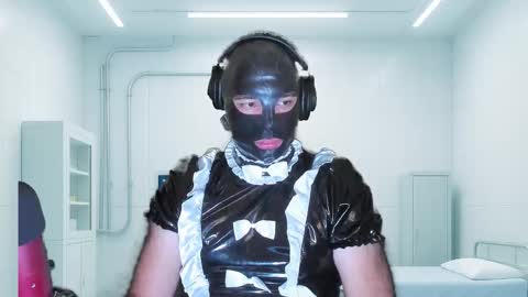 Humandroid online show from November 21, 2025, 7:34 pm