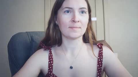 Snapshot of humpygrey chatting on November 1, 2025, 10:17 am HumpyGrey online show from November 1, 2025, 10:17 am