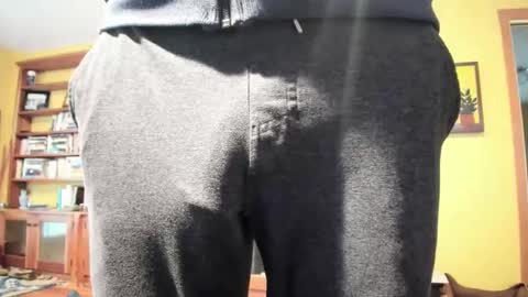 Big uncut cock dripping online show from December 31, 2024, 10:56 pm