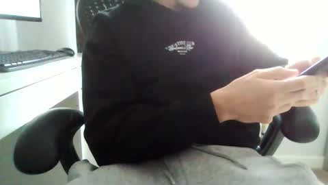 Hungandhorny100 online show from November 11, 2025, 9:53 am