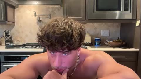 Snapshot of hungkingg22 chatting on October 14, 2025, 4:52 pm hungkingg22 online show from October 14, 2025, 4:52 pm