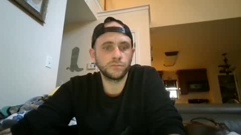 Snapshot of hungoutlaw69420 chatting on February 12, 2026, 1:28 pm hungoutlaw69420 online show from February 12, 2026, 1:28 pm