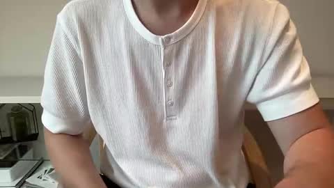 Snapshot of hungwank95 chatting on January 5, 2025, 11:04 am hungwank95 online show from January 5, 2025, 11:04 am