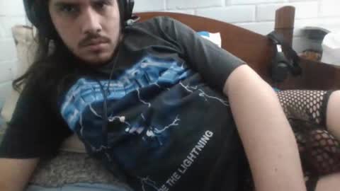Snapshot of hungweeb chatting on March 1, 2025, 2:59 am Rod online show from March 1, 2025, 2:59 am