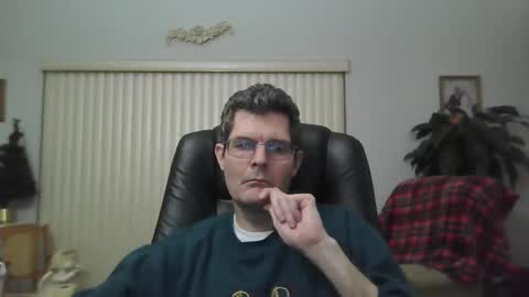 Snapshot of hunkmasclefad458 chatting on December 31, 2024, 4:06 am hunkmasclefad458 online show from December 31, 2024, 4:06 am