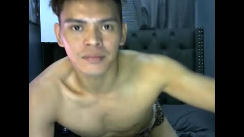 Snapshot of hunkpinoy16 chatting on September 22, 2025, 6:43 pm Thehunkpinoy online show from September 22, 2025, 6:43 pm