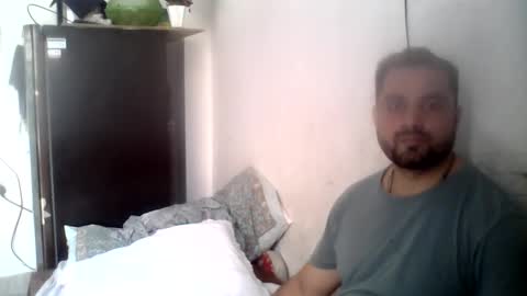 hunkster102 online show from May 30, 2026, 4:31 am