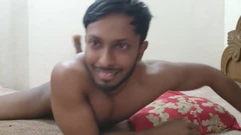 Snapshot of hunky_ariyaan chatting on January 15, 2026, 12:10 pm Hunky Ariyaan online show from January 15, 2026, 12:10 pm