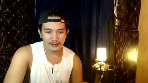 Snapshot of hunkylloyd chatting on December 7, 2024, 2:46 pm hunkylloyd online show from December 7, 2024, 2:46 pm