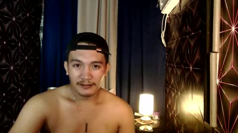 Snapshot of hunkylloyd chatting on December 12, 2024, 8:14 am hunkylloyd online show from December 12, 2024, 8:14 am