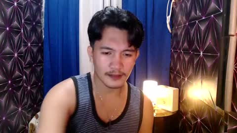 Snapshot of hunkylloyd chatting on December 13, 2024, 3:49 am hunkylloyd online show from December 13, 2024, 3:49 am