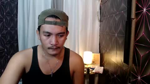 Snapshot of hunkylloyd chatting on December 26, 2024, 1:40 am hunkylloyd online show from December 26, 2024, 1:40 am