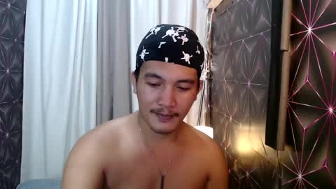 Snapshot of hunkylloyd chatting on January 9, 2025, 5:34 am hunkylloyd online show from January 9, 2025, 5:34 am