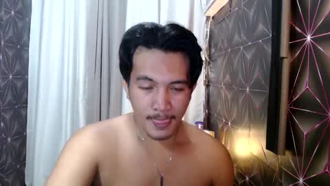Snapshot of hunkylloyd chatting on January 11, 2025, 4:06 am hunkylloyd online show from January 11, 2025, 4:06 am