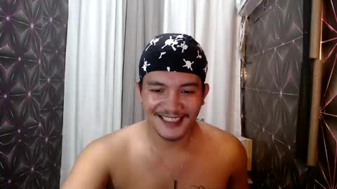 Snapshot of hunkylloyd chatting on January 13, 2025, 7:11 am hunkylloyd online show from January 13, 2025, 7:11 am