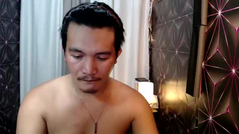 Snapshot of hunkylloyd chatting on January 28, 2025, 2:32 am hunkylloyd online show from January 28, 2025, 2:32 am