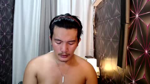 Snapshot of hunkylloyd chatting on January 28, 2025, 6:49 am hunkylloyd online show from January 28, 2025, 6:49 am