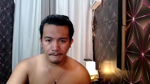 Snapshot of hunkylloyd chatting on January 30, 2025, 4:37 am hunkylloyd online show from January 30, 2025, 4:37 am