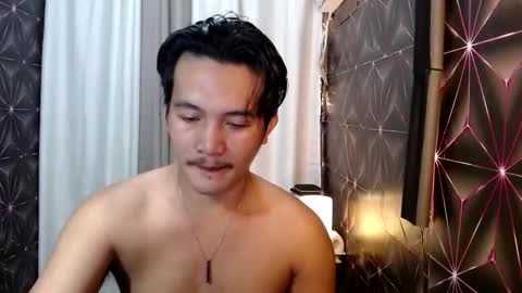 Snapshot of hunkylloyd chatting on February 3, 2025, 5:18 am hunkylloyd online show from February 3, 2025, 5:18 am