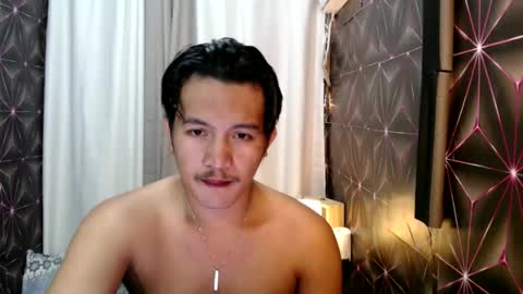 Snapshot of hunkylloyd chatting on February 12, 2025, 12:22 pm hunkylloyd online show from February 12, 2025, 12:22 pm