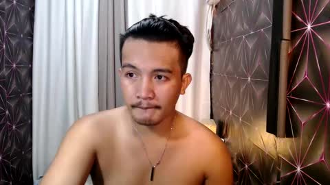 Snapshot of hunkylloyd chatting on February 20, 2025, 10:05 am hunkylloyd online show from February 20, 2025, 10:05 am