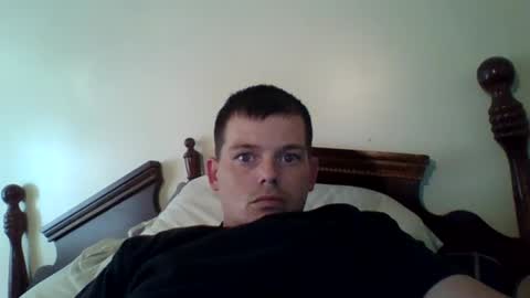 Snapshot of huntdog12 chatting on June 27, 2026, 9:53 pm huntdog12 online show from June 27, 2026, 9:53 pm