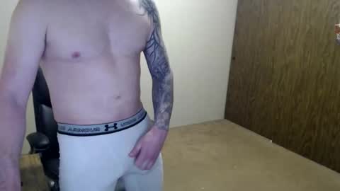 Snapshot of hunter_jayden7 chatting on April 22, 2026, 9:16 pm TypsyT7 online show from April 22, 2026, 9:16 pm