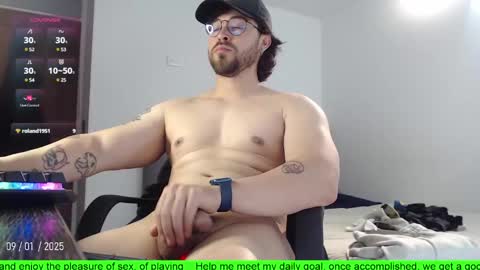 Snapshot of hunter_of_mn chatting on January 10, 2025, 1:42 am online show from January 10, 2025, 1:42 am