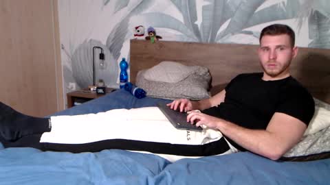 Snapshot of hunterbridges chatting on January 31, 2025, 4:06 pm Hunter Bridges online show from January 31, 2025, 4:06 pm