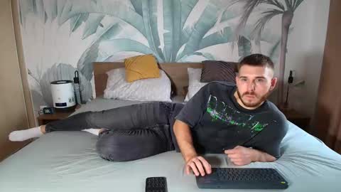 Hunter Bridges online show from November 29, 2025, 11:02 am