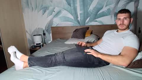 Hunter Bridges online show from December 5, 2025, 2:36 pm