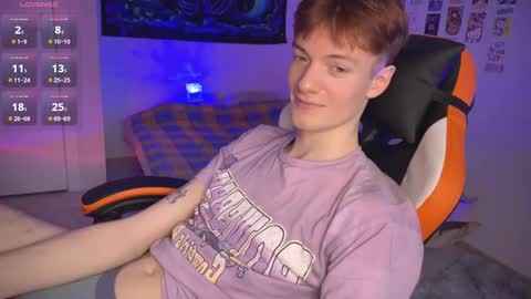 Snapshot of hunterrxxxhunter chatting on February 10, 2025, 12:29 pm Hunter online show from February 10, 2025, 12:29 pm