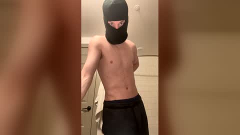 huntersolves online show from December 22, 2025, 9:23 pm