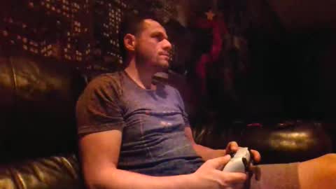 hurley7890 online show from December 20, 2025, 1:56 am