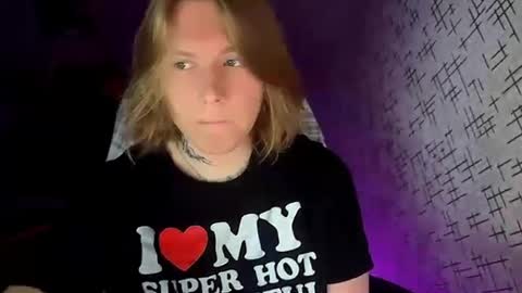hurtqqq online show from May 20, 2026, 5:52 pm