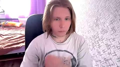 hurtqqq online show from May 23, 2026, 1:37 pm