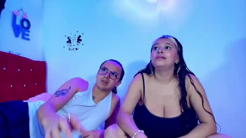 husbands_horny online show from April 16, 2026, 12:06 pm