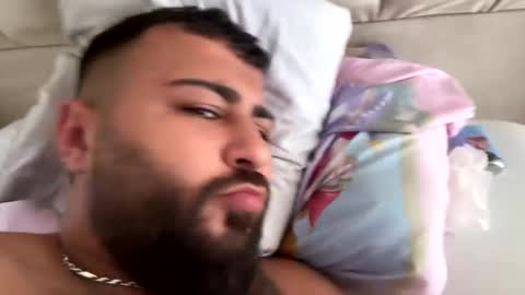 hut6969 online show from October 21, 2025, 10:16 am