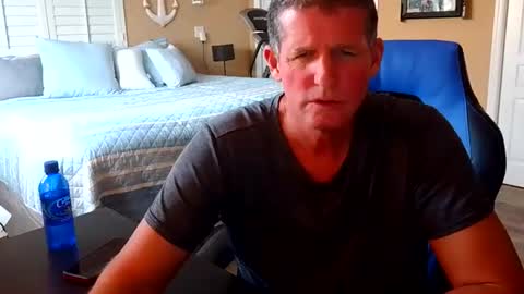 hvacstud4 online show from February 15, 2026, 6:04 pm