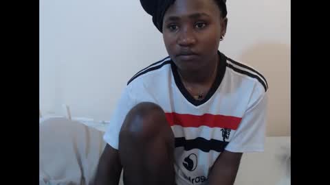 hyacinth_b online show from June 8, 2026, 5:41 am
