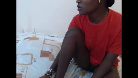hyacinth_b online show from June 11, 2026, 12:32 am