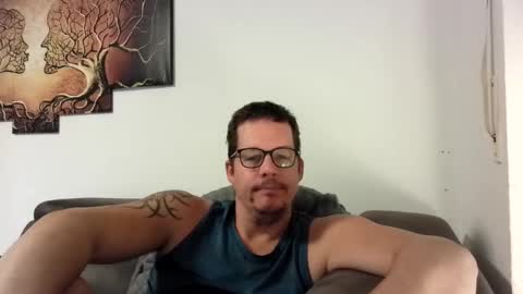 hybbrrrrs online show from October 13, 2025, 2:06 pm