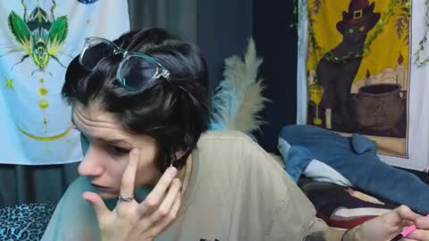 Hyeon Jin online show from January 18, 2025, 9:02 pm