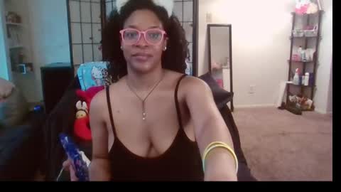  HysteriaHeels  online show from August 4, 2026, 11:18 pm