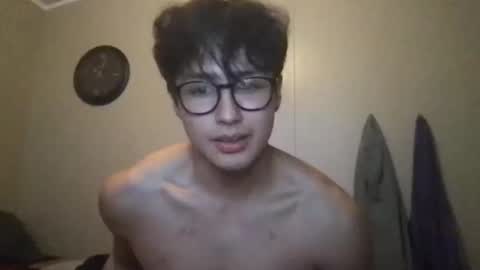 hyunluv online show from November 10, 2025, 6:45 am