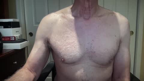 Snapshot of i8bgcq chatting on September 24, 2025, 1:36 pm The Talented Mr. DILFy online show from September 24, 2025, 1:36 pm