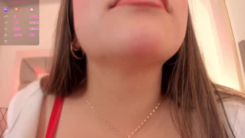 Akane online show from October 8, 2025, 12:36 pm