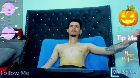 kelvis online show from October 30, 2025, 2:46 am