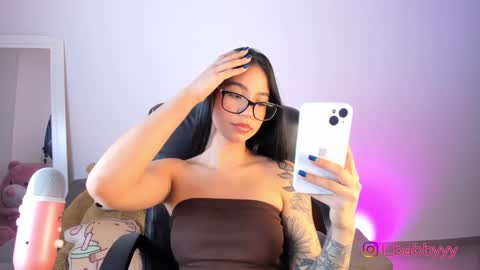 Snapshot of i_babbyyy chatting on January 31, 2025, 4:36 am Helloouu im Abigail call me Abi MY NEW SHEDULE IS 1030PM online show from January 31, 2025, 4:36 am