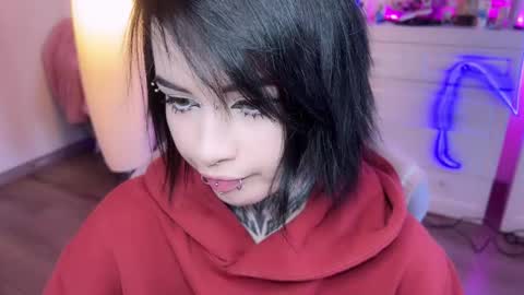 Snapshot of i_died_again chatting on February 19, 2025, 2:44 pm Asya online show from February 19, 2025, 2:44 pm